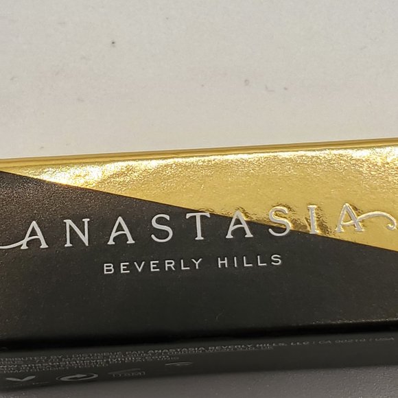 🦋5/$25 Anastasia Beverly Hills Dipbrow Gel Dark Brown TRAVEL MINI .04 oz - Picture 3 of 7